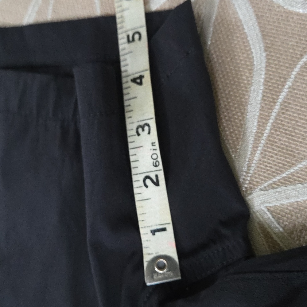 Eddie Bauer Black Flat Front Shorts! - Picture 7 of 9